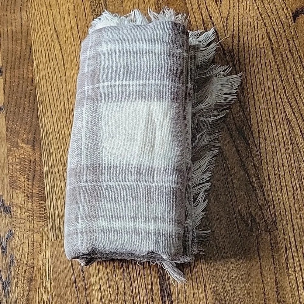 Blanket Plaid Cream Tan Fringe Soft Square Shawl Throw Wool Feels Scarf 57